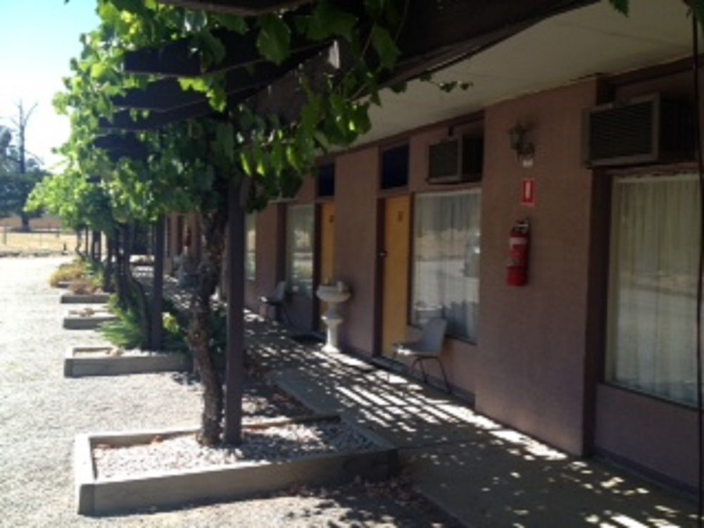 Stawell'S London Motor Inn Exterior foto